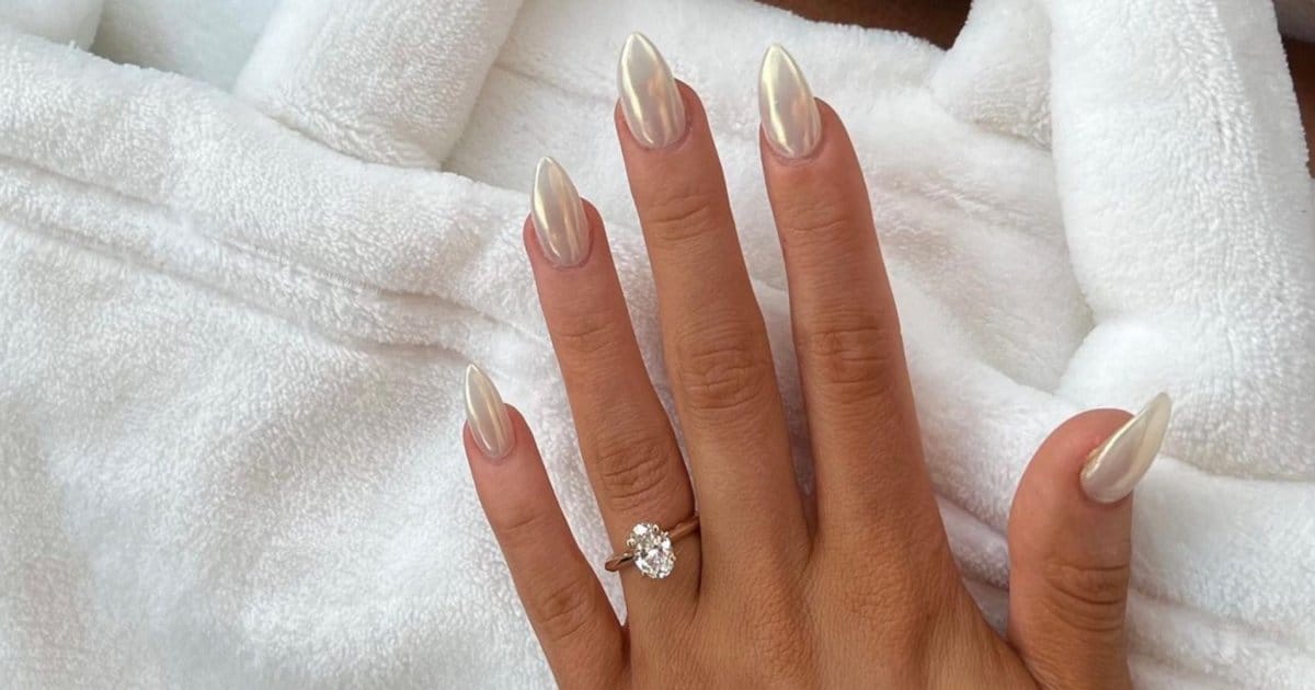 Tendance manucure chrome ou nacrée?
